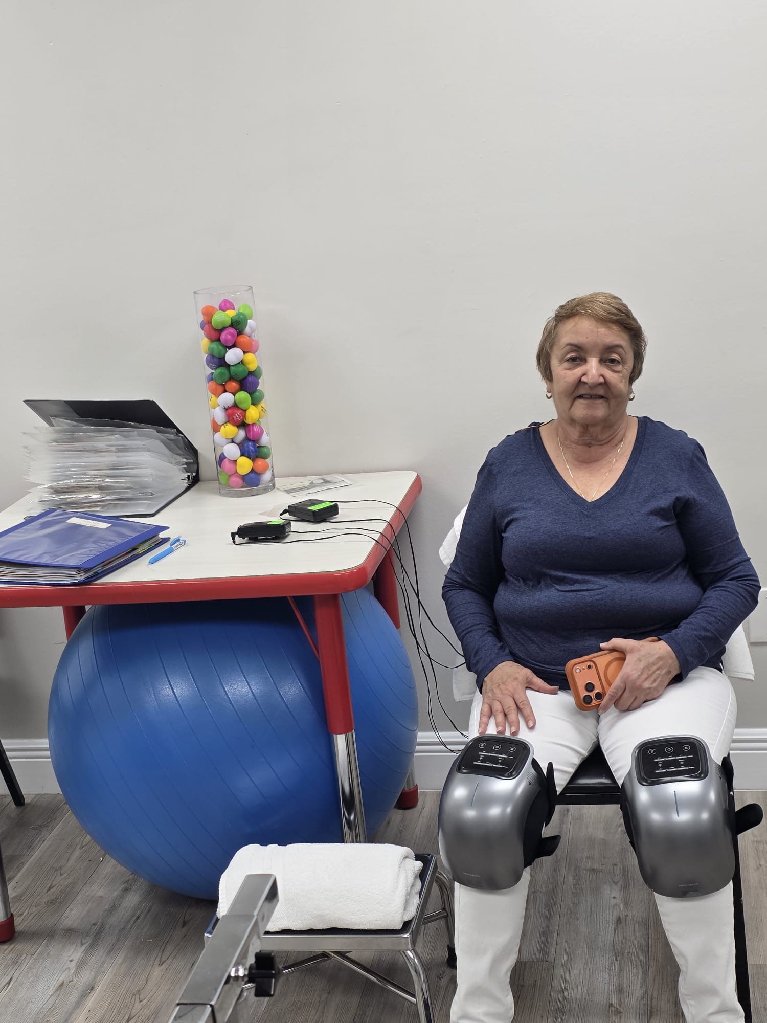 NOVO Medical Group physical therapy area
