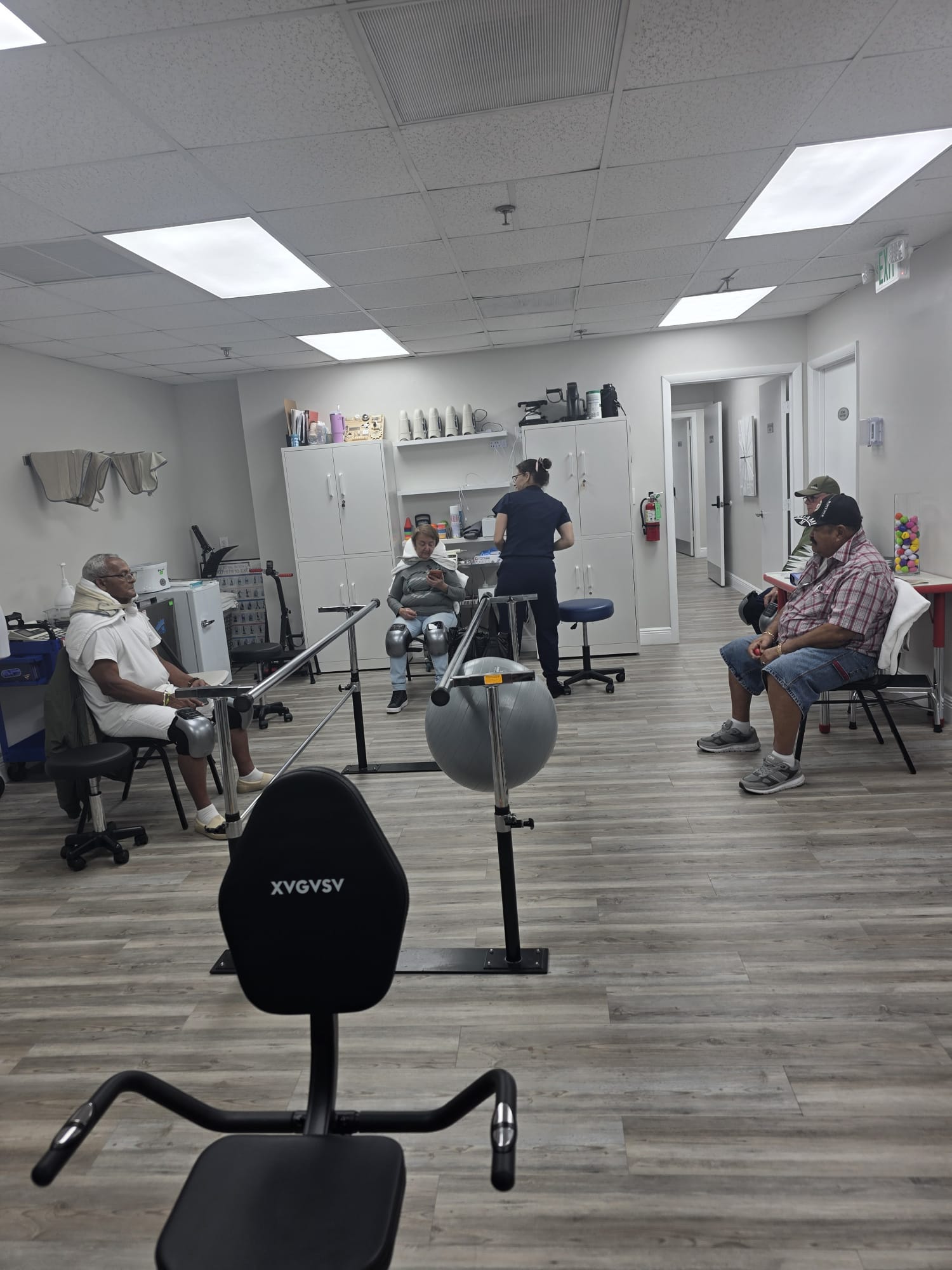 NOVO Medical Group physical therapy area